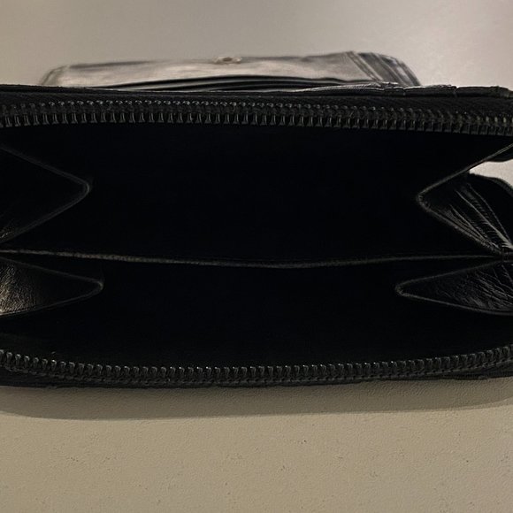 Vintage Quilted Nylon Prada Wallet - Picture 5 of 11